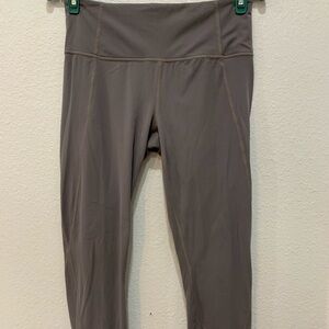 Athleta Active Wear Leggings Gray Size‎ M (672)